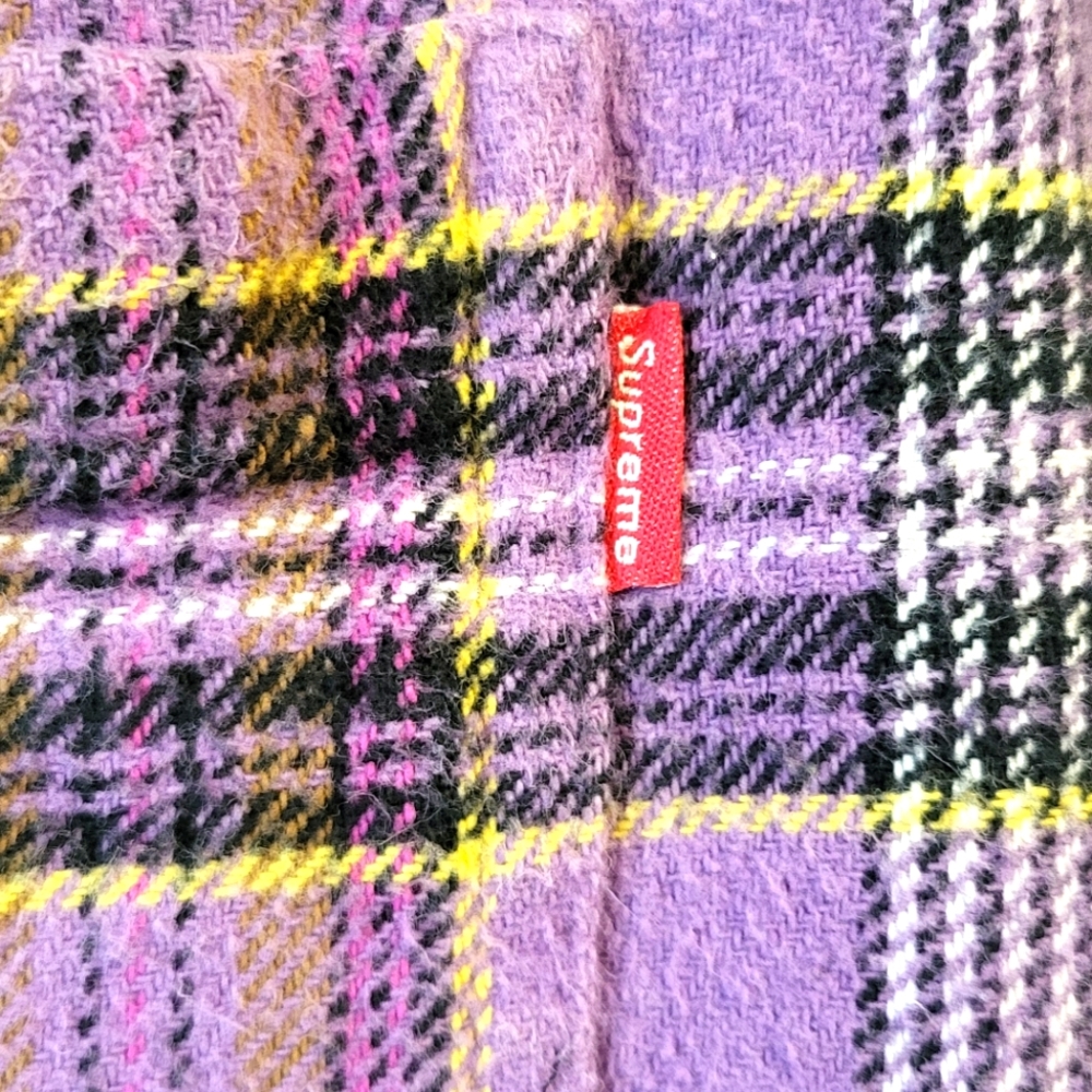 Supreme Hoodie - Picture 4 of 5